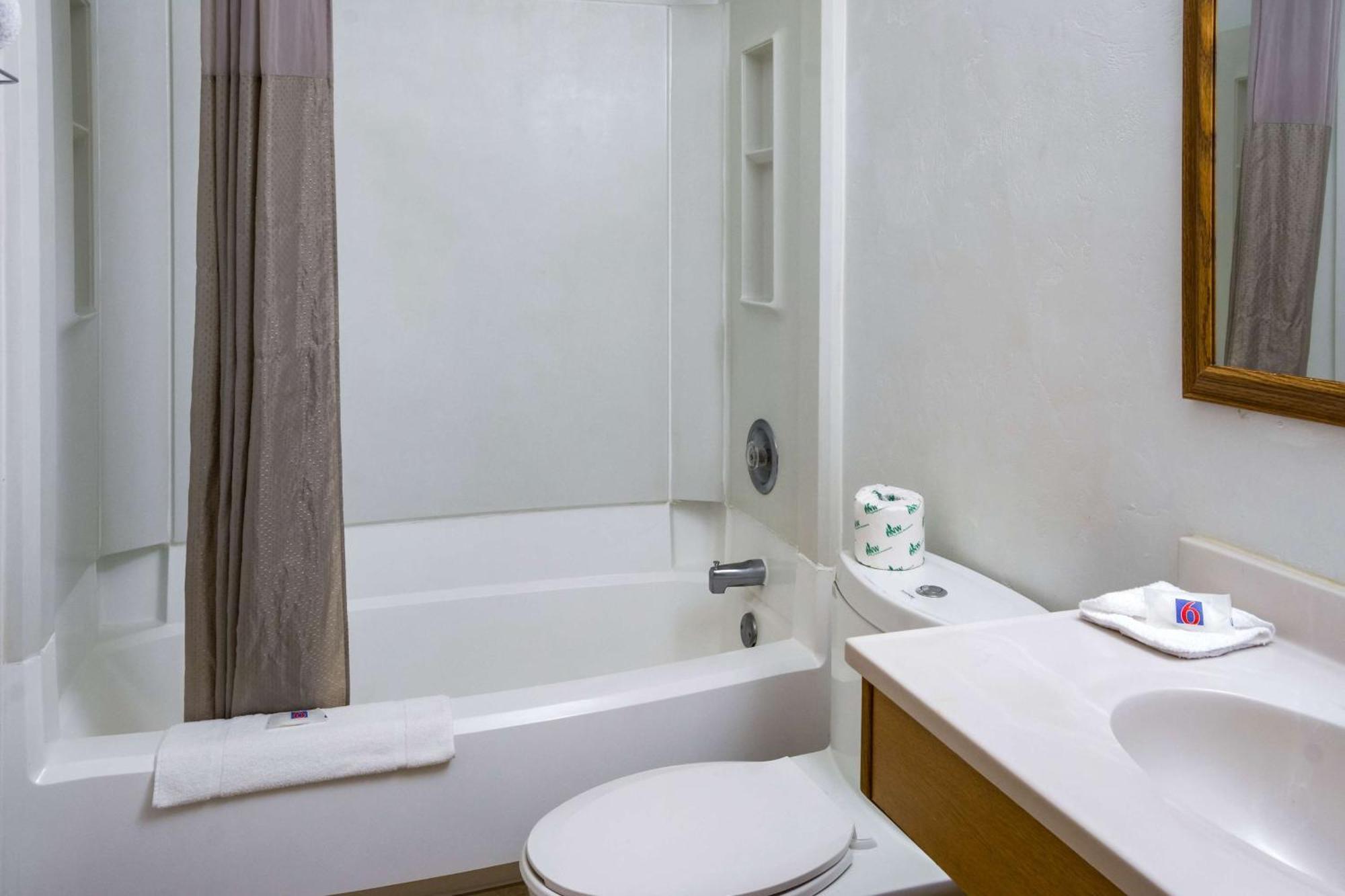 6-wilsonville, Or - Portland Hotel Wilsonville